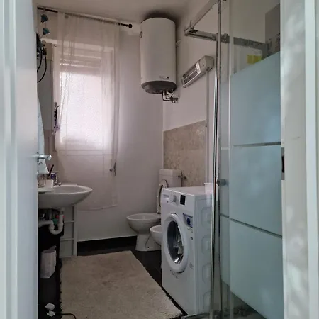 Apartment Black&white Sanremo